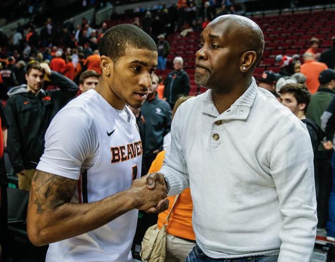 76亿美元 76亿美元