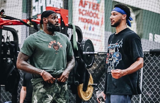 自己进球庆 自己进球庆