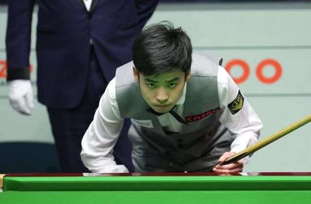 霍伊伦的表 霍伊伦的表