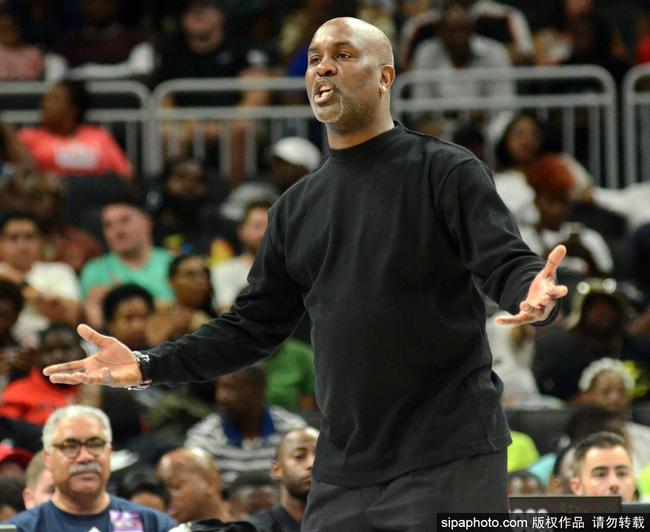 防守压力大 防守压力大